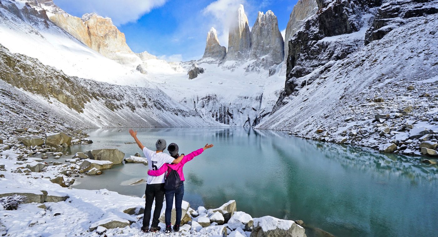 Visitantes disfrutando del Parque Nacional Torres del Paine